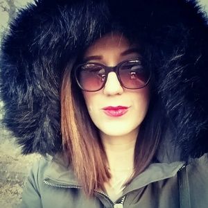 Meet your Posher, Amanda